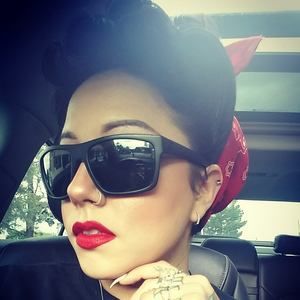 Meet your Posher, Blanca